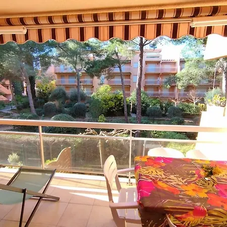 Amiraute A 5mn A Pieds De La Et Commerces Appartement *